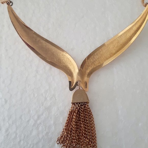 Vintage  1980's Disco gold tassel choker - Picture 3 of 4